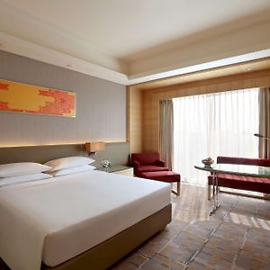 King Room Elante Mall View